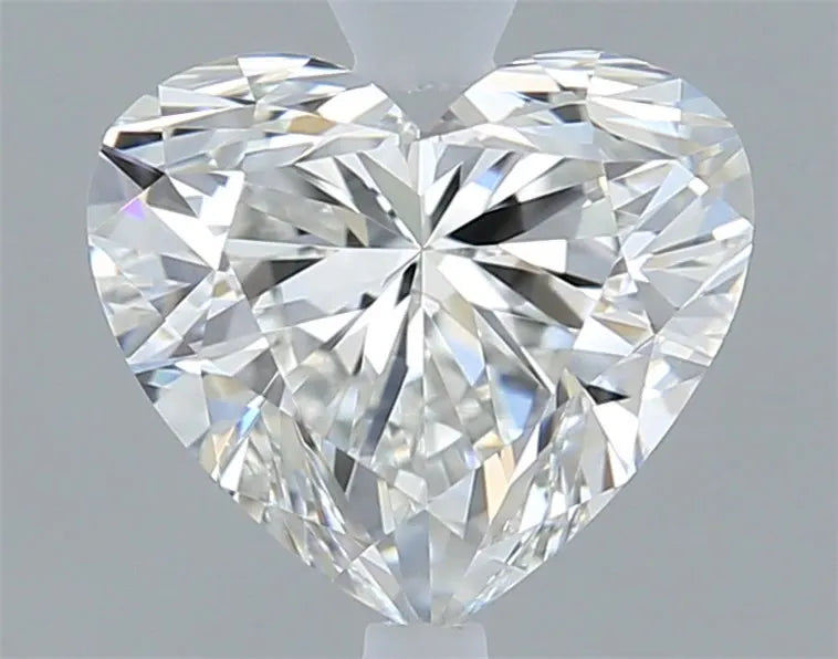 0.73ct Heart Natural Diamond (Colour G, Clarity VVS2, GIA Certified)