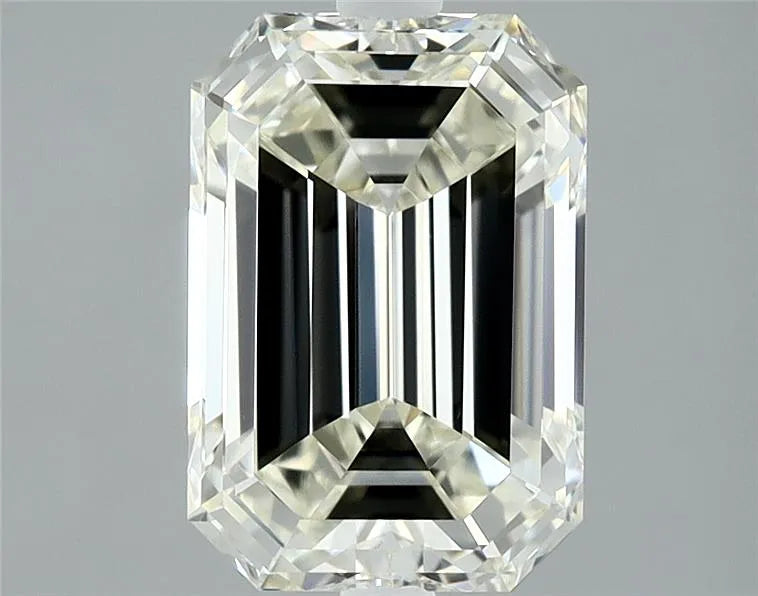 2.00ct Emerald Natural Diamond (Colour J, Clarity IF, Cut VG, IGI Certified)