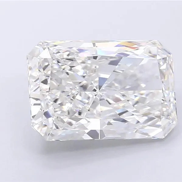 6.05ct Radiant Lab Grown Diamond (Colour G, Clarity VVS2, IGI Certified)