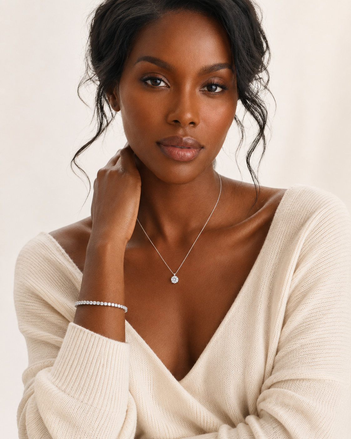 Jacob Mercari Lab-Grown Diamond Jewellery model