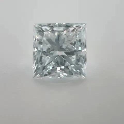 1.01ct Princess Natural Diamond (Colour D, Clarity SI1, Cut EX, GIA Certified)