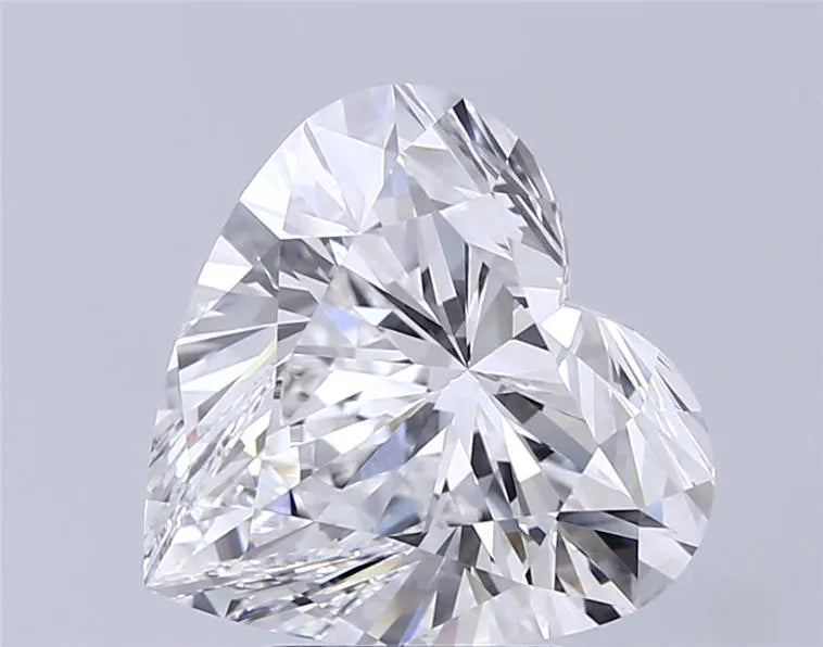 1.05ct Heart Lab Grown Diamond (Colour E, Clarity VVS2, IGI Certified)