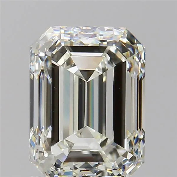 2.01ct Emerald Natural Diamond (Colour J, Clarity VVS2, GIA Certified)