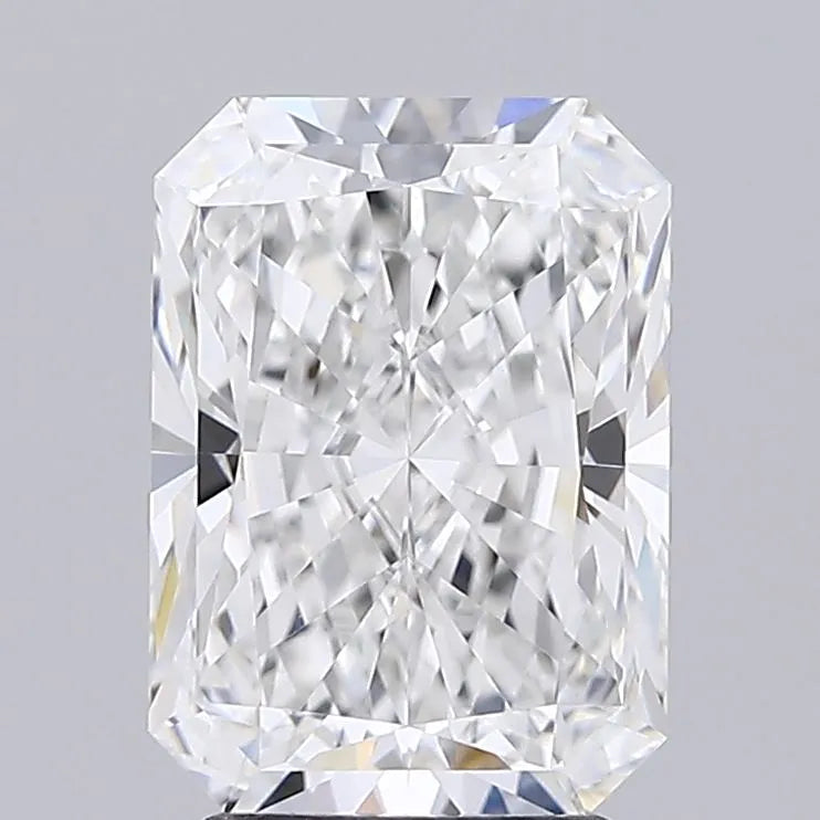 2.01ct Radiant Lab Grown Diamond (Colour E, Clarity VVS2, IGI Certified)