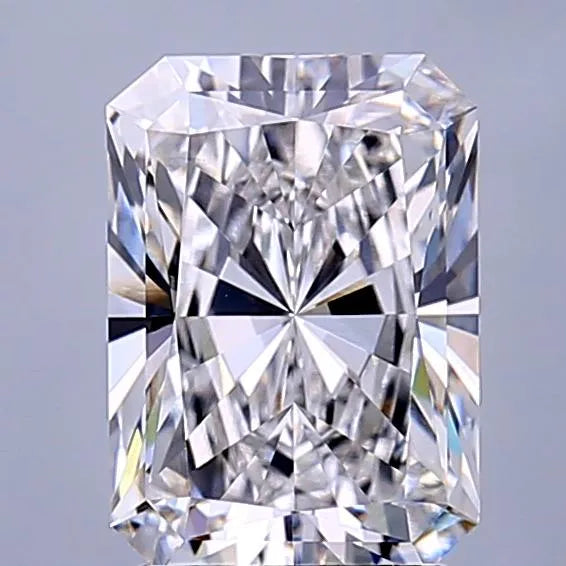 2.33ct Radiant Lab Grown Diamond (Colour E, Clarity VVS2, IGI Certified)