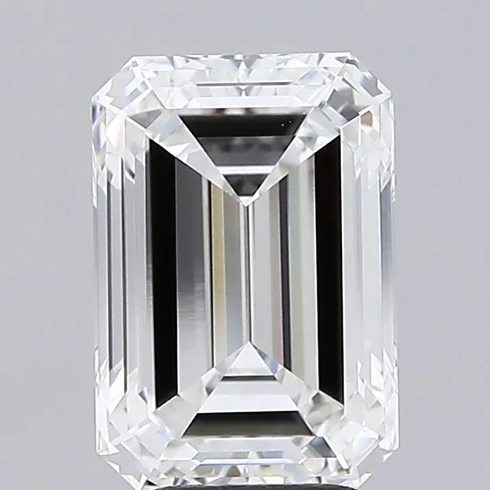 3.72ct Emerald Lab Grown Diamond (Colour E, Clarity VVS2, IGI Certified)