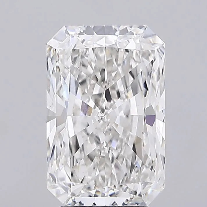 4.03ct Radiant Lab Grown Diamond (Colour G, Clarity VS1, IGI Certified)