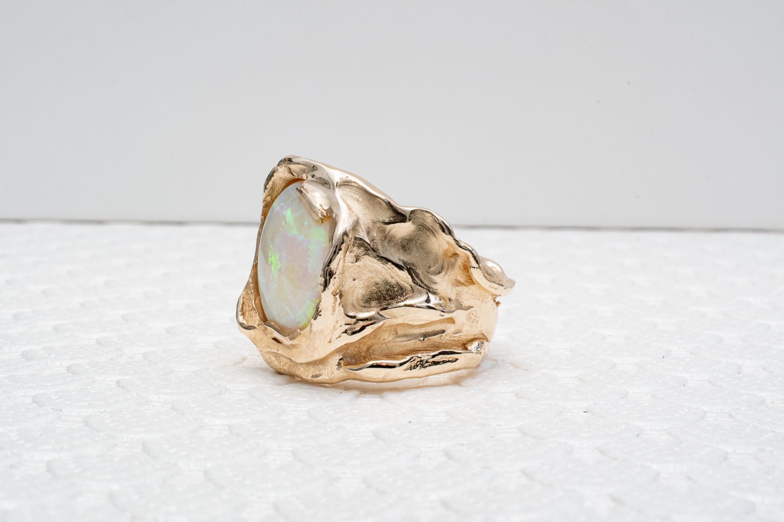 Jacob Mercari 14K Yellow Gold Opal Gemstone Ring
